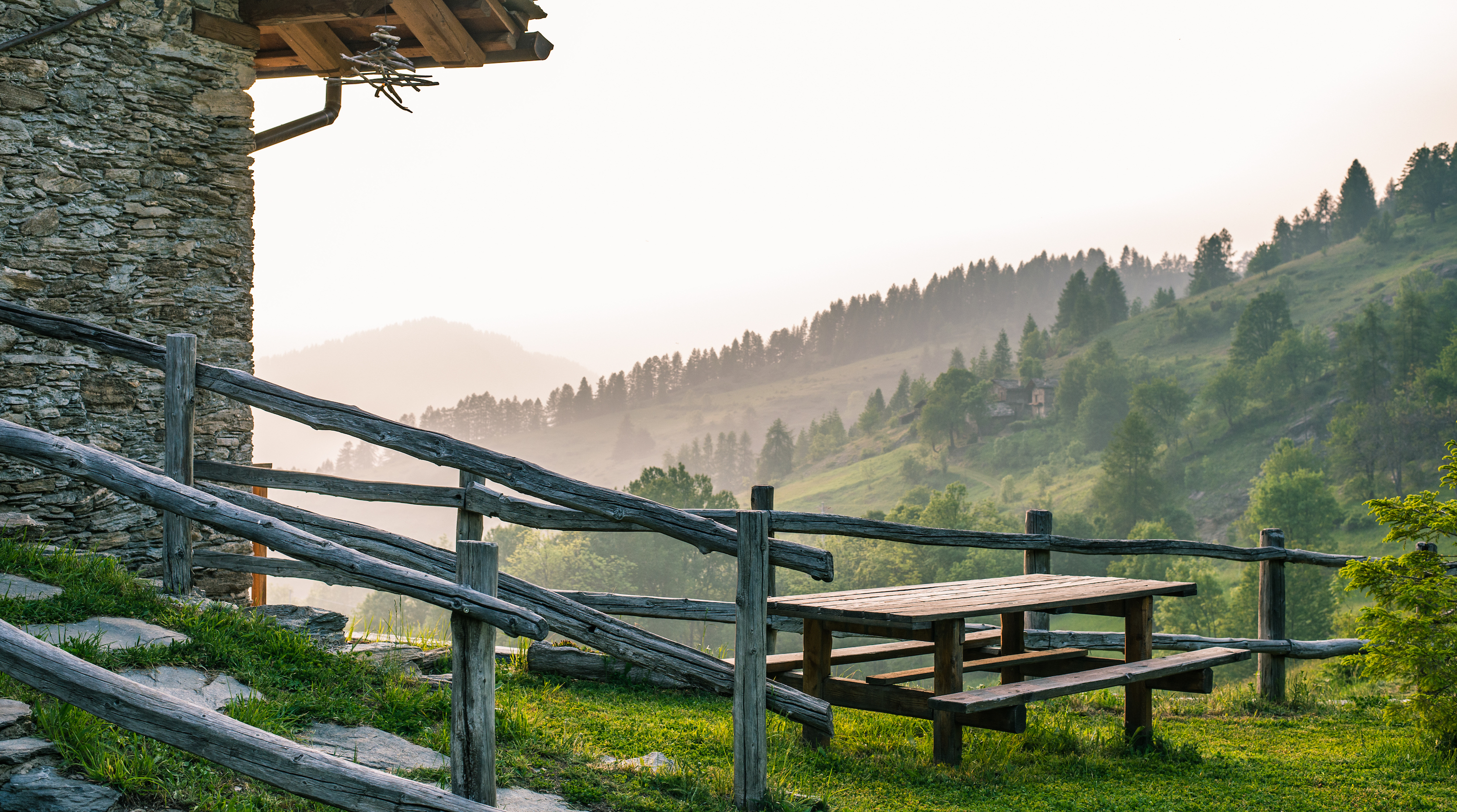 Historic hamlet amidst the Maira Valley. © Sagna Rotonda